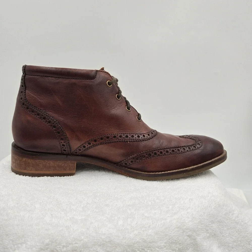 Cole Haan Mens Size 9.5 Ankle Boots Liam Chukka Wingtip Leather Brown C11053